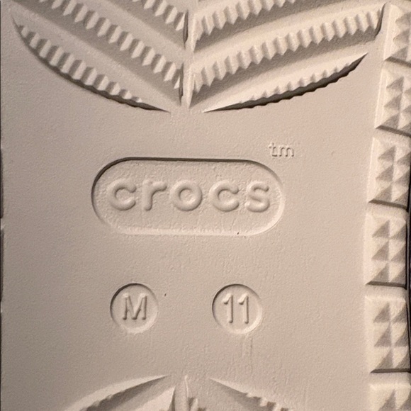 CROCS White Quilted Sandals - Picture 6 of 9